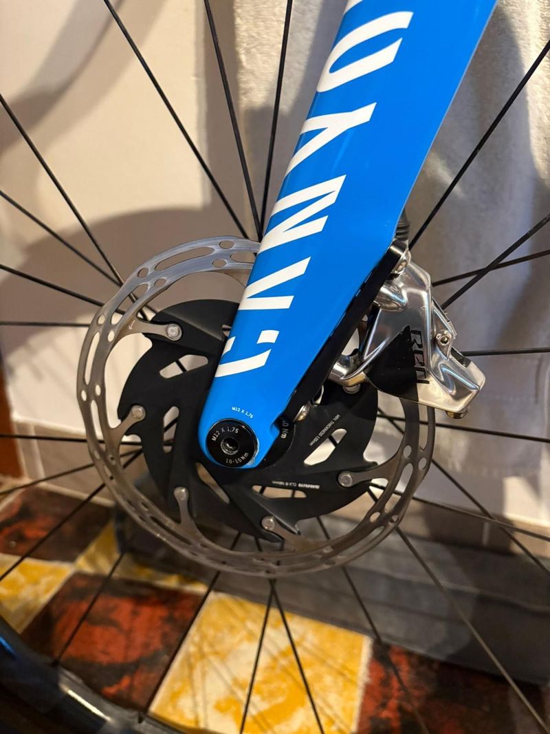 Used Canyon Aeroad CFR Disc eTap 2023 2023 Road & Gravel, Blue — image 2 of 5