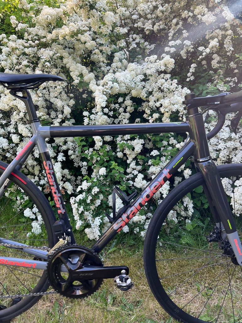 Used Standert Kreissäge DISC Doom Grey Shimano 105 7150 12speed Di2 Groupset 2024 2024 Road & Gravel, Schwarz — image 3 of 14