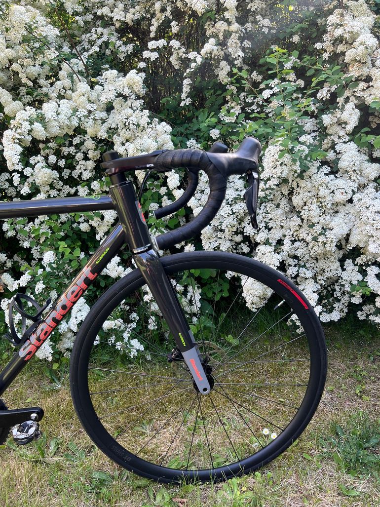 Used Standert Kreissäge DISC Doom Grey Shimano 105 7150 12speed Di2 Groupset 2024 2024 Road & Gravel, Schwarz — image 2 of 14