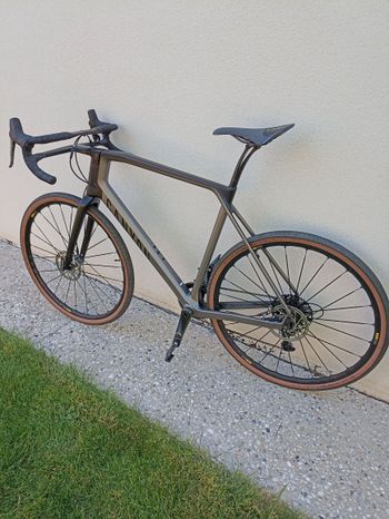 Used Canyon Grail CF SL 7 2021 2021 Road & Gravel, Light Gray — image 2 of 7
