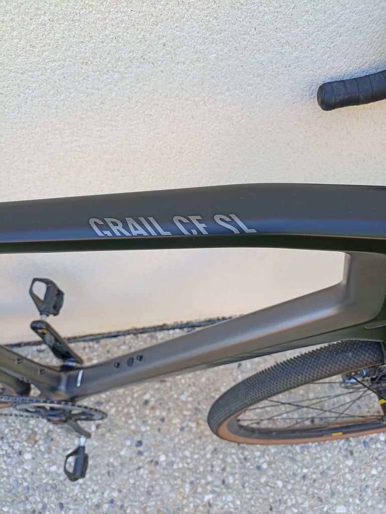 Used Canyon Grail CF SL 7 2021 2021 Road & Gravel, Light Gray — image 4 of 7