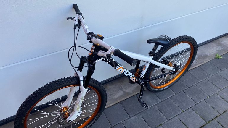 Used YT Industries YT Industries Custom SRAM X9 2012 Mountainbike — image 8 of 8