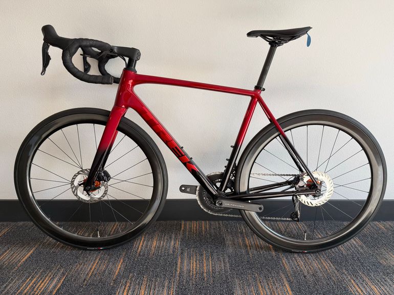 Used Trek Emonda ALR 7 2025 2025 Road & Gravel, Red — image 6 of 9