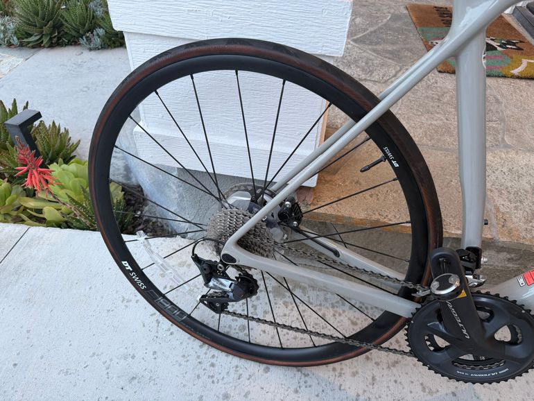 Used Canyon Endurace CF SL 8 Disc 2022 2022 Road & Gravel, Light Gray — image 6 of 8