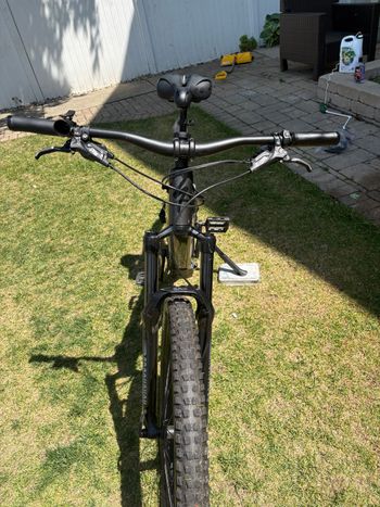 Used Specialized Turbo Levo 3 Carbon 2023 2023 Mountainbike, Light Gray, 29, 27.5 — image 3 of 5