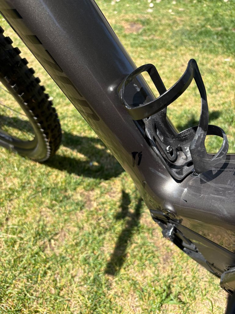 Used Specialized Turbo Levo 3 Carbon 2023 2023 Mountainbike, Light Gray, 29, 27.5 — image 4 of 5