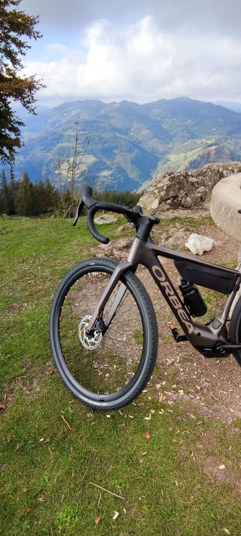 Used Orbea DENNA H30 2025 2025 Road & Gravel — image 2 of 6