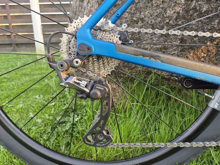 Used Canyon Grail CF SL 7.0 2020 2020 Road & Gravel, Blue — image 4 of 10
