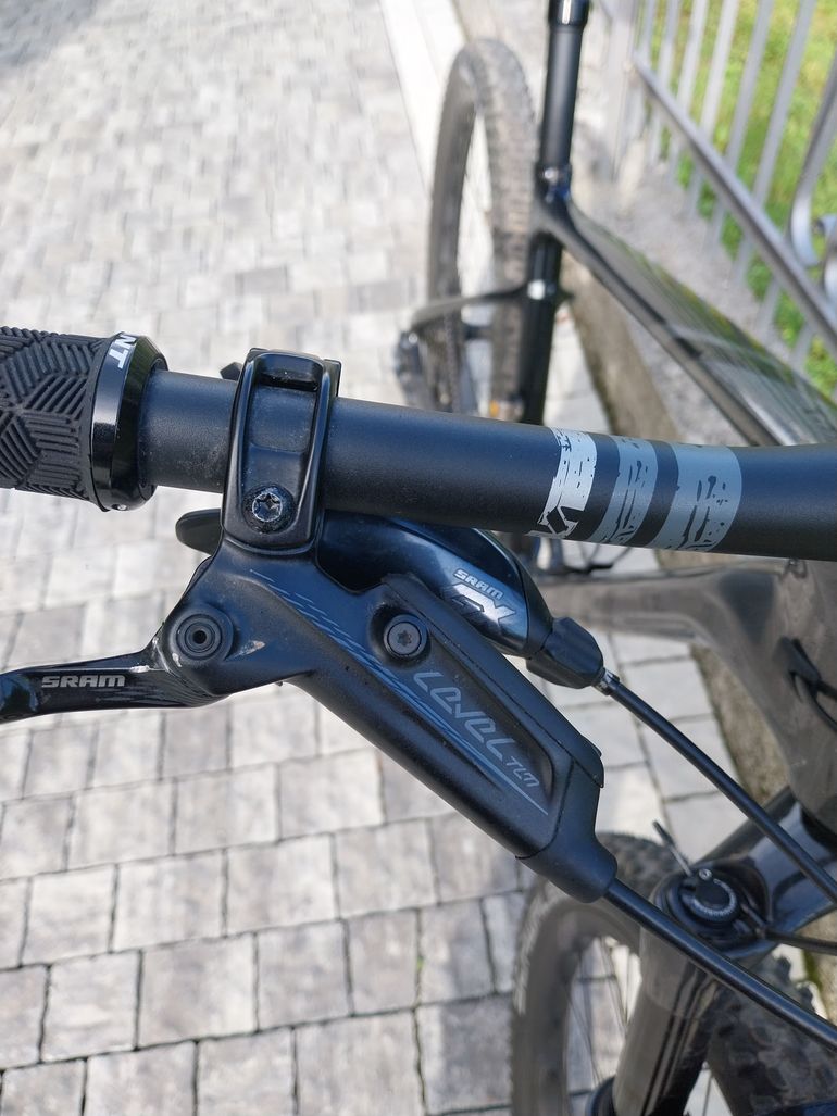 Used Giant Giant XTC SL 2023 Mountainbike, Black — image 5 of 5