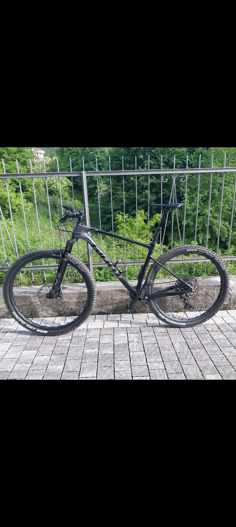 Used Giant Giant XTC SL 2023 Mountainbike, Black — image 2 of 5
