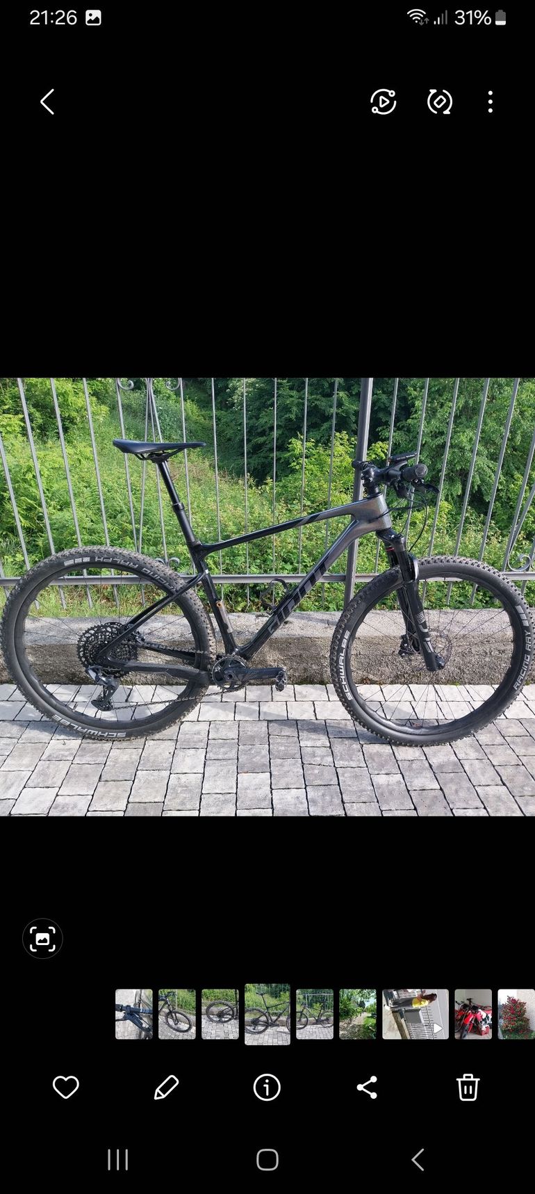 Used Giant Giant XTC SL 2023 Mountainbike, Black — image 1 of 5