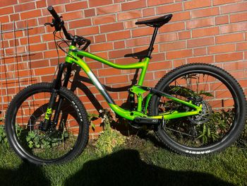 Used Giant Trance 2 2019 2019 Mountainbike, Green, 27.5 — image 2 of 11