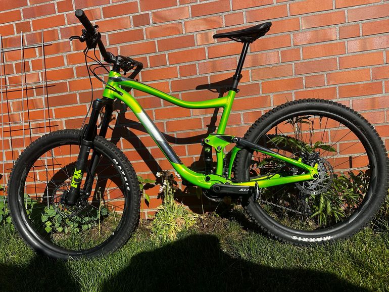 Used Giant Trance 2 2019 2019 Mountainbike, Green, 27.5 — image 2 of 11
