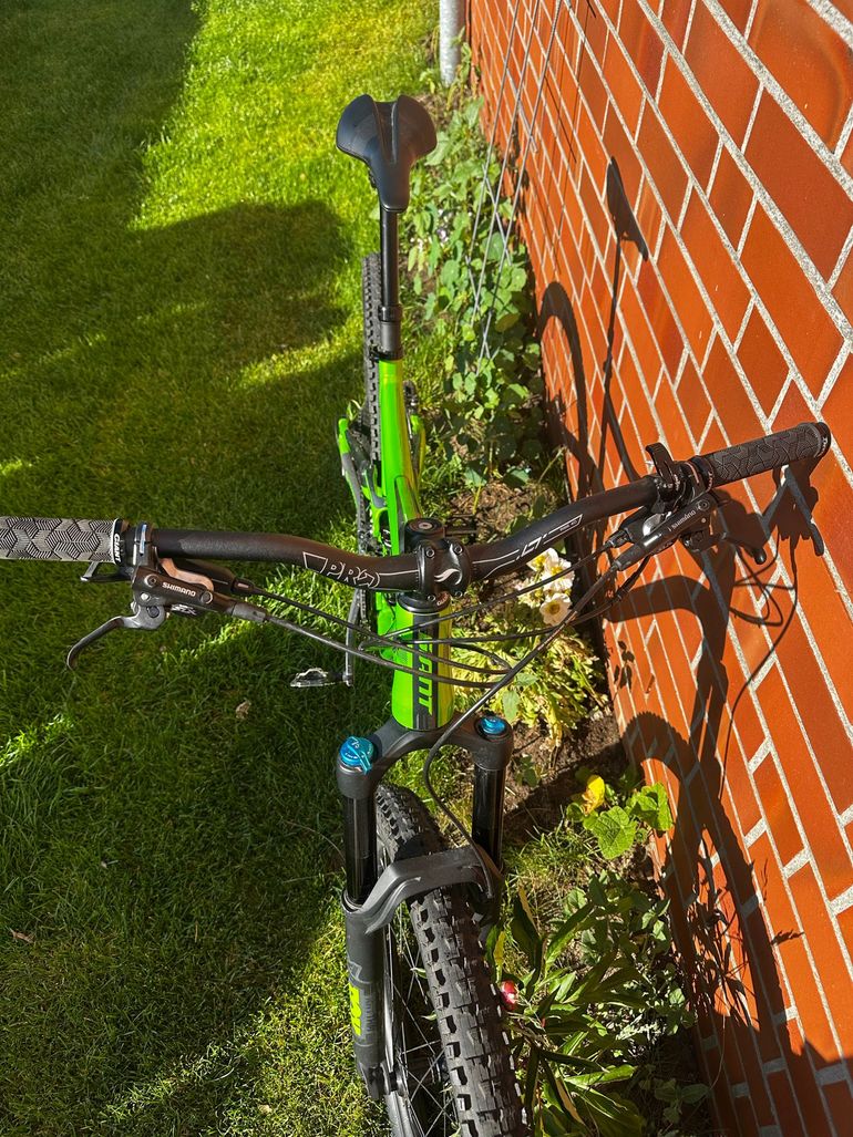 Used Giant Trance 2 2019 2019 Mountainbike, Green, 27.5 — image 5 of 11