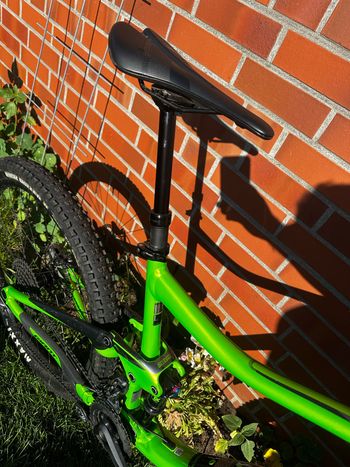 Used Giant Trance 2 2019 2019 Mountainbike, Green, 27.5 — image 9 of 11
