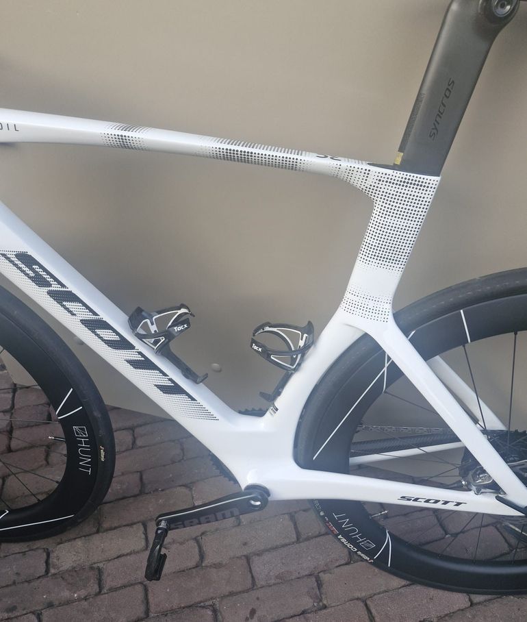 Used Scott Scott Foil RC (2025) - Custom Gloss White - SRAM Red AXS D1 2025 Road & Gravel, White — image 6 of 7