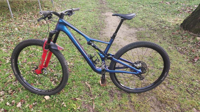 Used Specialized Men's Stumpjumper Comp Carbon 29 - 12-speed 2019 2019 Mountainbike, Blue — image 2 of 7