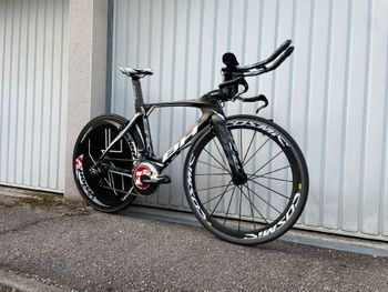 Used BH BH Custom Shimano Ultegra Di2 2017 Road & Gravel, Negro — image 5 of 8