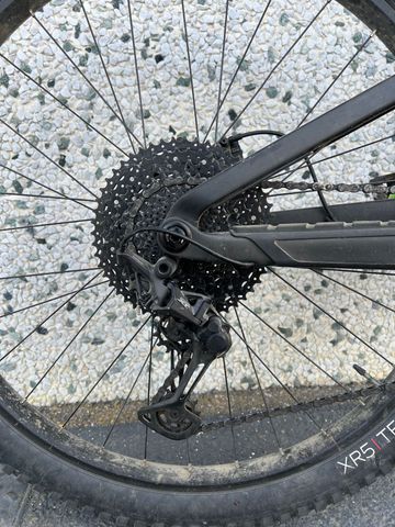 Gebrauchtes Trek Fuel EXe 9.5 2023 2023 Mountainbike, Schwarz, 29 — Bild 4 von 8