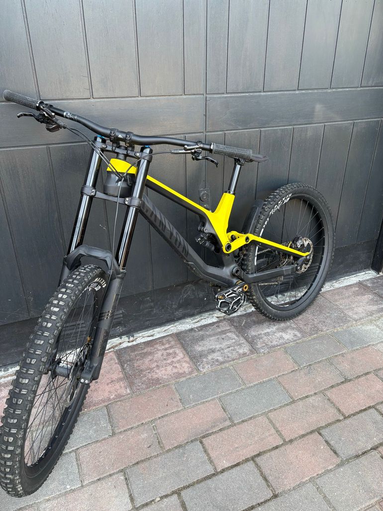 Used Canyon Sender CF 8.0 2019 2019 Mountainbike, Orange, 27.5 (650B) — image 2 of 4