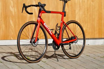 Used BMC Teammachine SLR01 DISC THREE 2019 2019 Road & Gravel — image 11 of 19