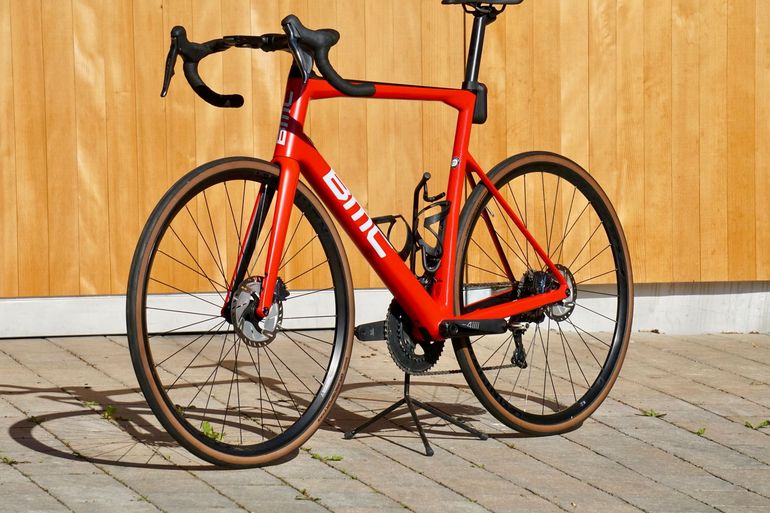 Used BMC Teammachine SLR01 DISC THREE 2019 2019 Road & Gravel — image 11 of 19