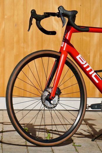Used BMC Teammachine SLR01 DISC THREE 2019 2019 Road & Gravel — image 10 of 19