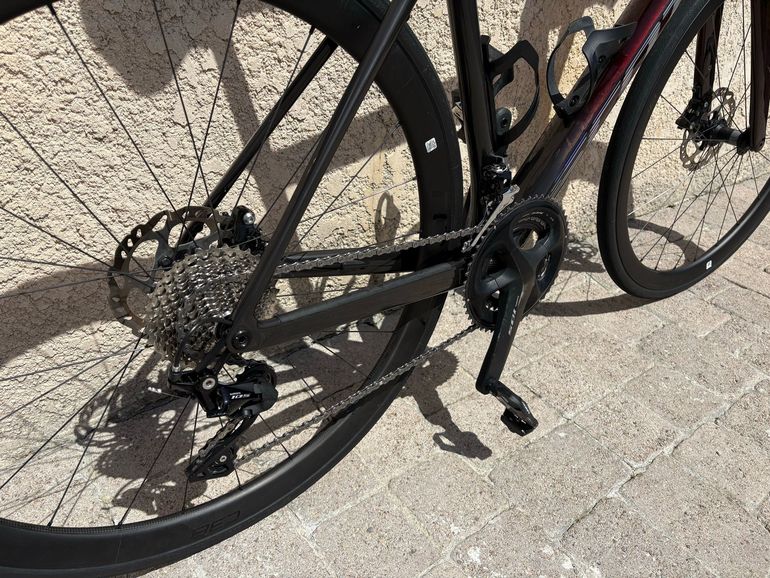 Used Scott Addict 30 2022 2022 Road & Gravel — image 3 of 3
