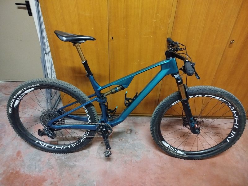 Used Megamo Custom SRAM XX1 2023 Mountainbike, Blue — image 1 of 7
