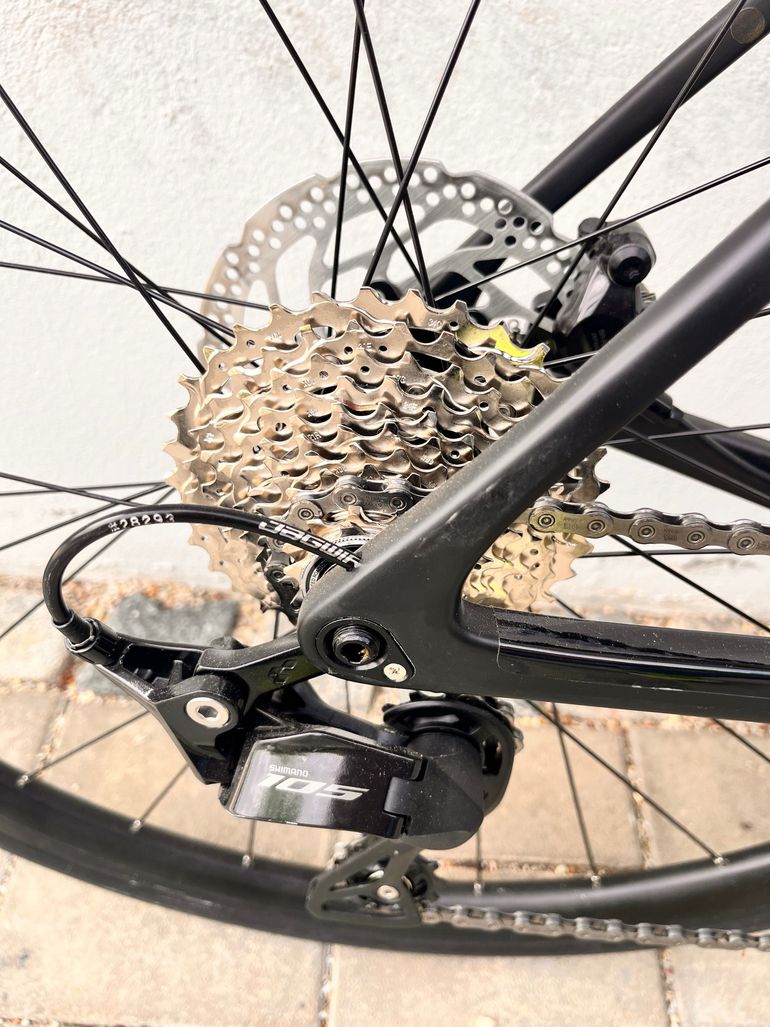 Used CUBE ATTAIN C:62, RACE 2026 2026 Road & Gravel, Black — image 7 of 8