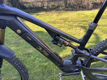 Rotwild R.E375 PRO 2022 2022 Mountainbike d'occasion — image 3 sur 12