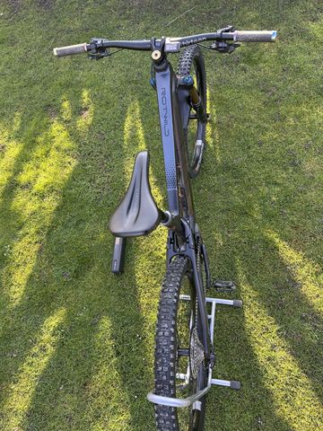 Rotwild R.E375 PRO 2022 2022 Mountainbike d'occasion — image 7 sur 12