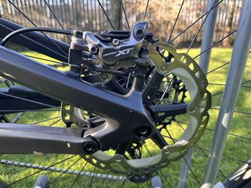 Rotwild R.E375 PRO 2022 2022 Mountainbike d'occasion — image 4 sur 12