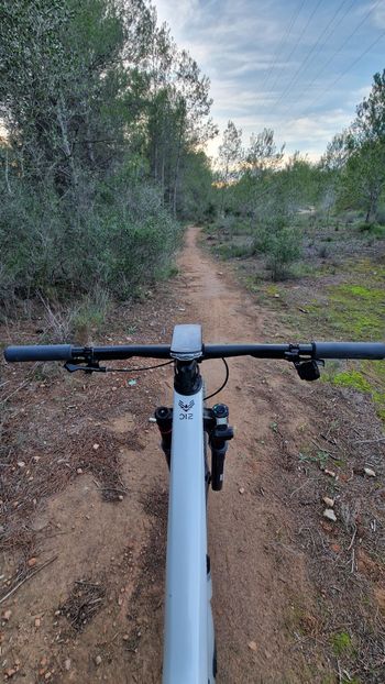 Used Orbea Orbea Oiz OMX Frameset 2025 Mountainbike, Blanco — image 3 of 6