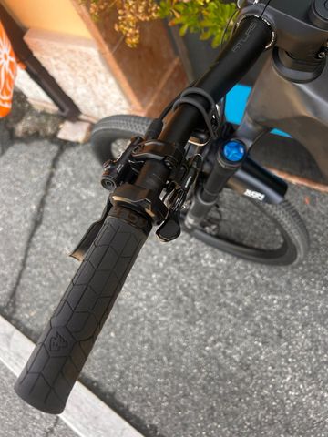 Used Focus JAM² SL 9.9 2023 2023 Mountainbike, Black, 29 — image 5 of 11