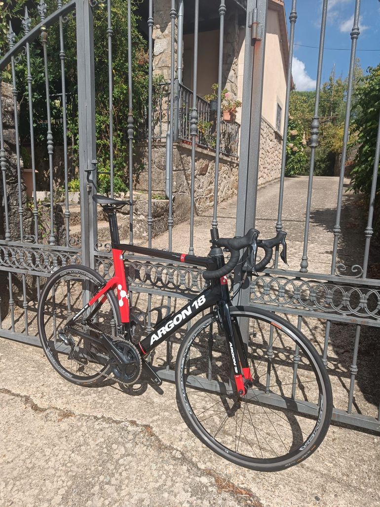 Used Argon 18 Nitrogen Shimano Ultegra Di2 2019 Road & Gravel, Black — image 12 of 32