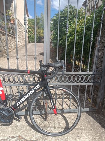 Used Argon 18 Nitrogen Shimano Ultegra Di2 2019 Road & Gravel, Black — image 11 of 32
