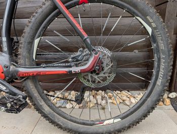 Used Giant DIRT-E+ 1 LTD 2018 Mountainbike — image 4 of 11
