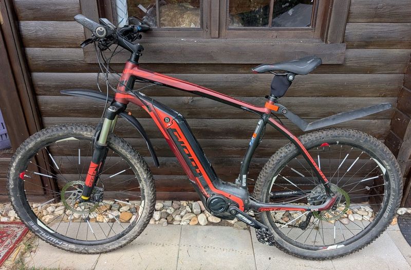 Used Giant DIRT-E+ 1 LTD 2018 Mountainbike, Red — image 1 of 12