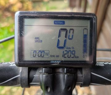 Used Giant DIRT-E+ 1 LTD 2018 Mountainbike, Red — image 6 of 12