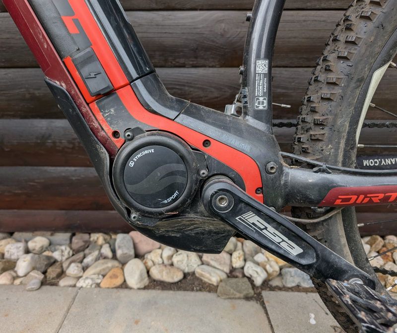 Used Giant DIRT-E+ 1 LTD 2018 Mountainbike, Red — image 8 of 12