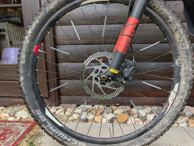 Used Giant DIRT-E+ 1 LTD 2018 Mountainbike, Red — image 3 of 12