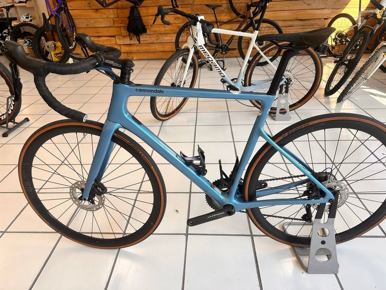 Used Cannondale SuperSix EVO Shimano Ultegra 2020 Road & Gravel — image 4 of 4