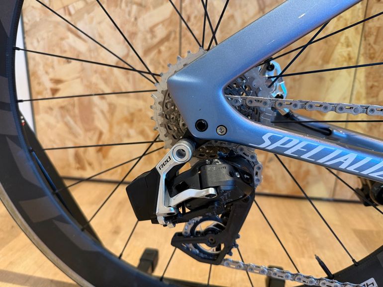 Used Specialized S-Works Shiv TT Disc Module - FACT 11r Carbon 2025 2025 Road & Gravel, Light Gray — image 4 of 12