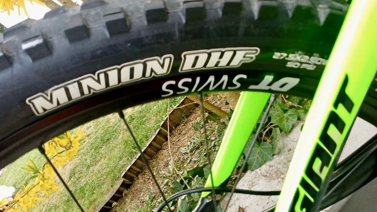 Used Giant Advanced 1.5 2019 Mountainbike, Green, 29 — image 9 of 11