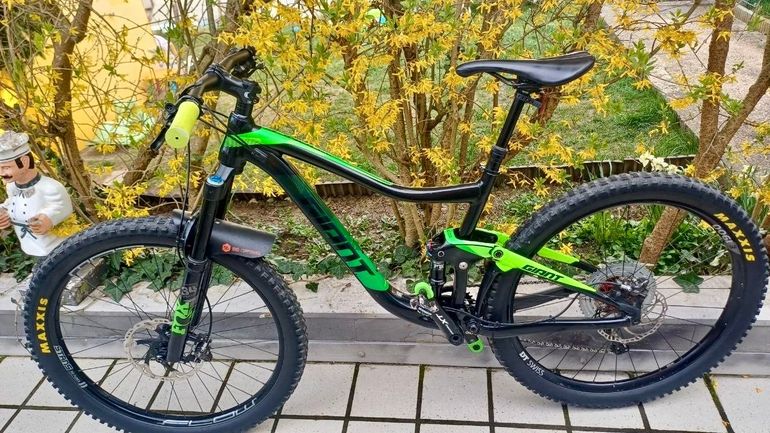 Used Giant Advanced 1.5 2019 Mountainbike, Green, 29 — image 1 of 11