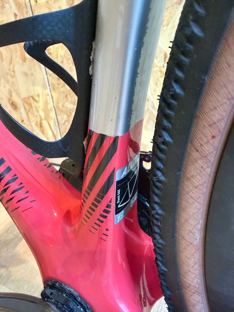 Used Factor ALUTO - Standard package 2025 Frameset 2025 Road & Gravel, Black — image 3 of 3