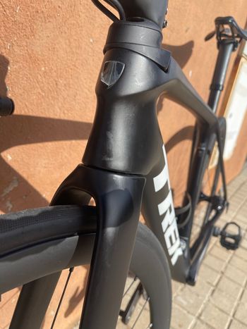 Used Trek Émonda SL 7 2024 2024 Road & Gravel, Black — image 6 of 13