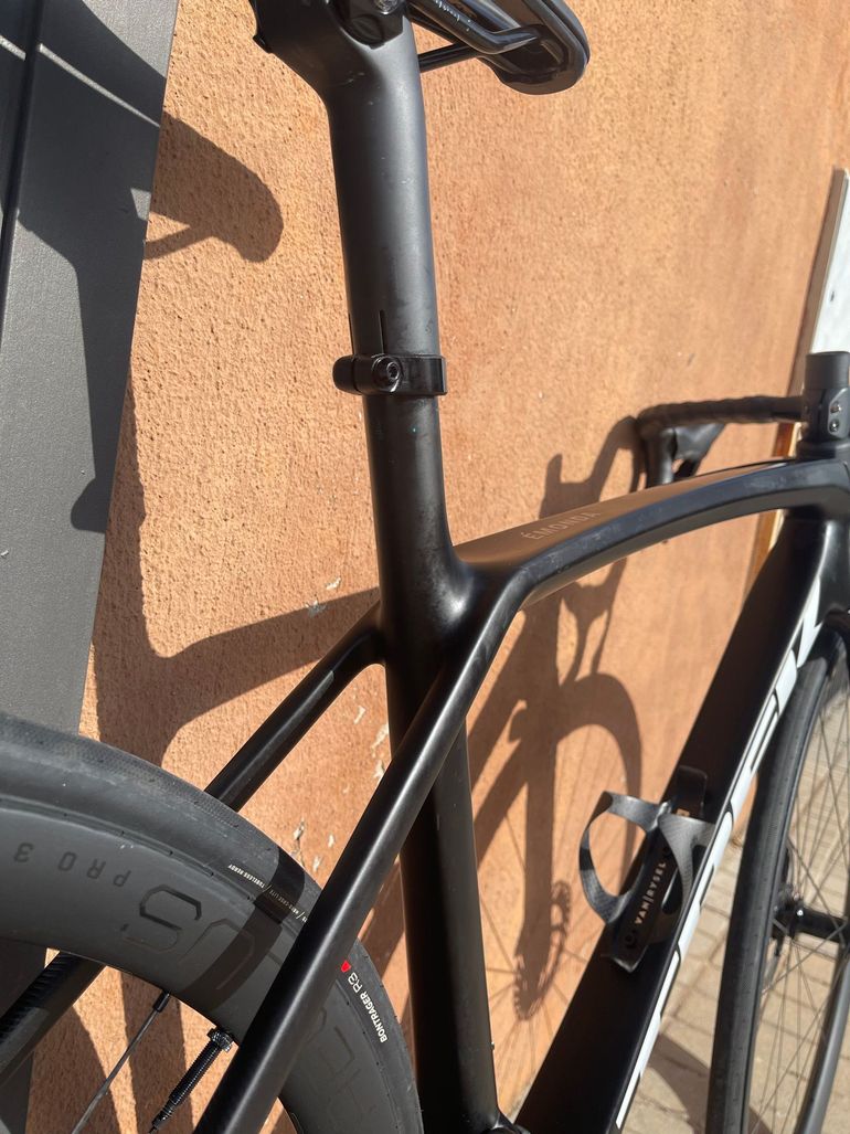 Used Trek Émonda SL 7 2024 2024 Road & Gravel, Black — image 11 of 13