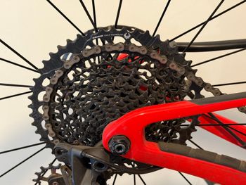 Used Trek Supercaliber 9.8 GX 2021 2021 Mountainbike, Red, 29 — image 10 of 16